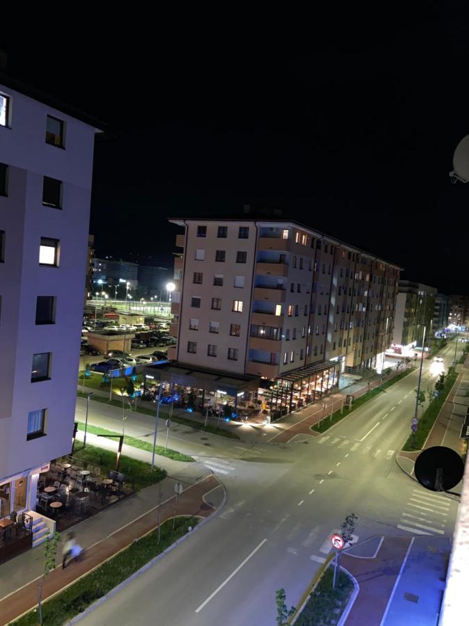 Apartman Manja Lukavica Eksteriør billede