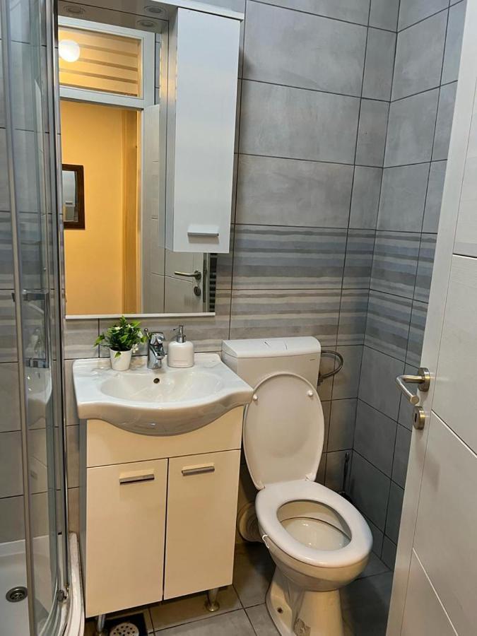 Apartman Manja Lukavica Eksteriør billede